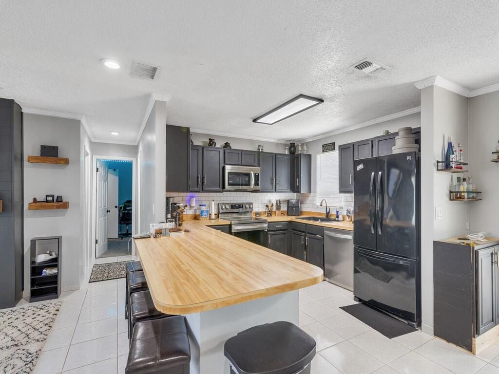 542 SE Faith Terrace — photo 4
