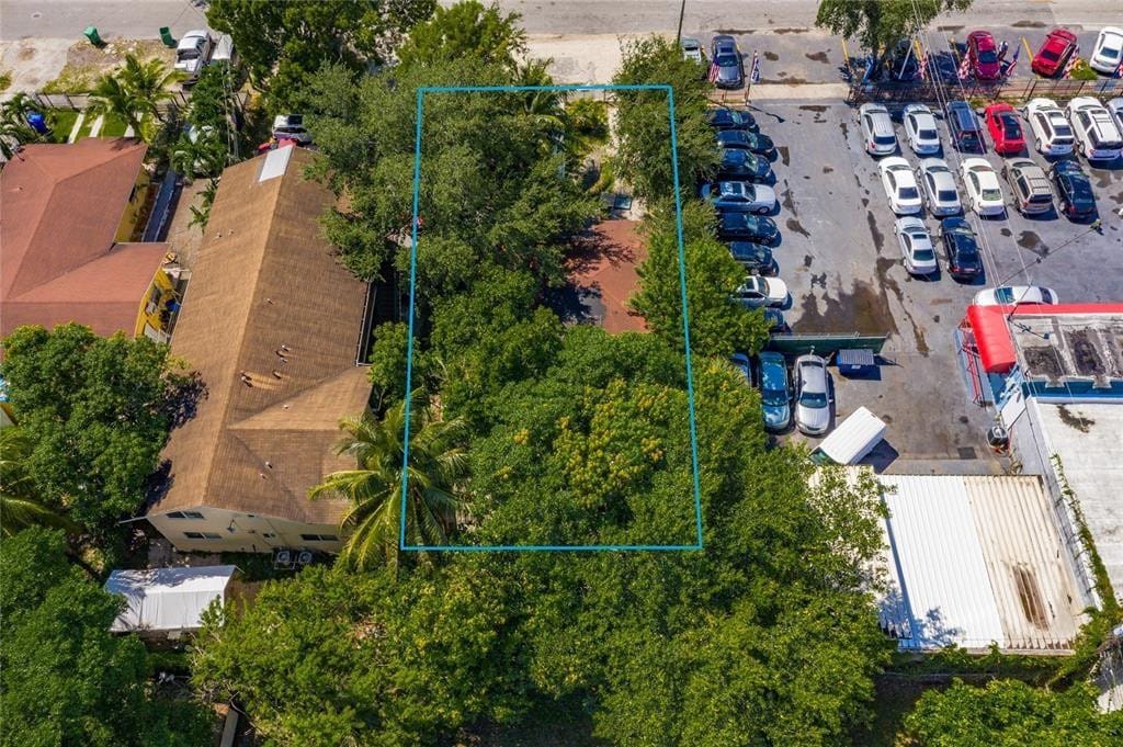 2621 NW 32nd Street — photo 8