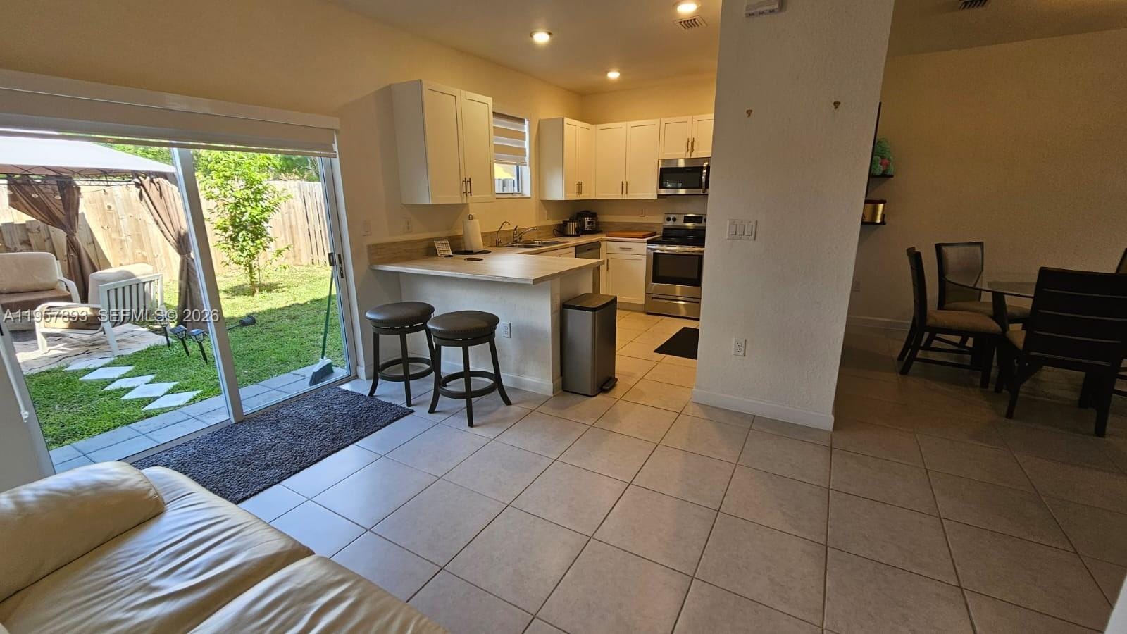 1146 SE 26th Terrace 0 — photo 10