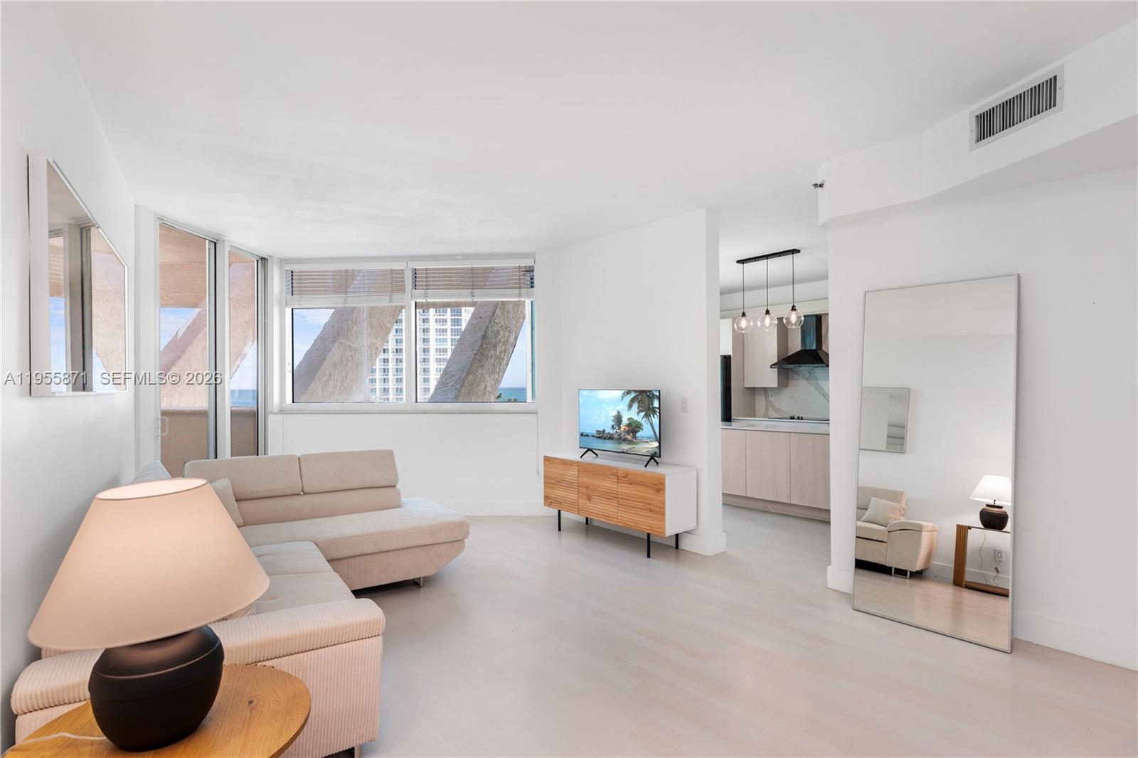 300 S Pointe Drive 907, Miami Beach, FL 33139, Miami Beach