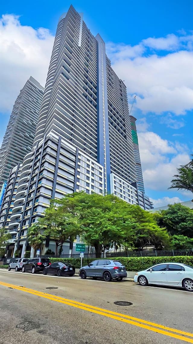 60 SW 13th Street 3004, sold in Infinity At Brickell Cond, Miami, FL