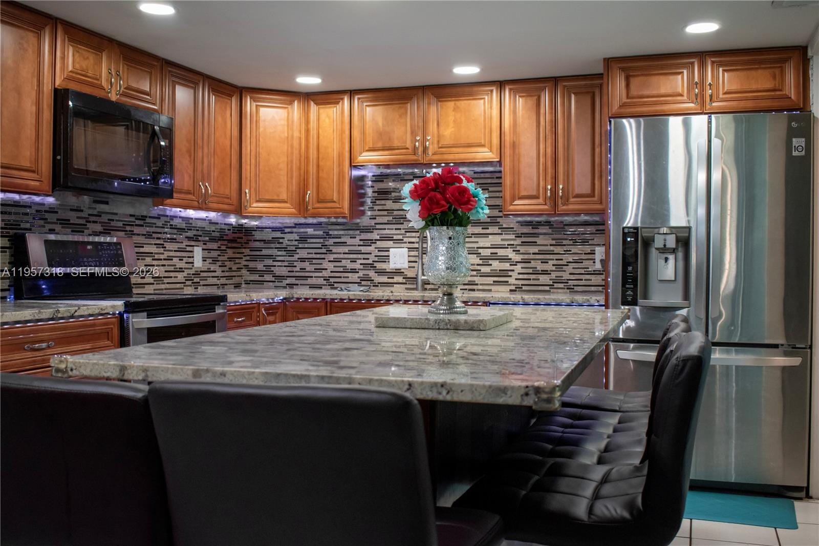 4144 Inverrary Drive 15G — photo 9