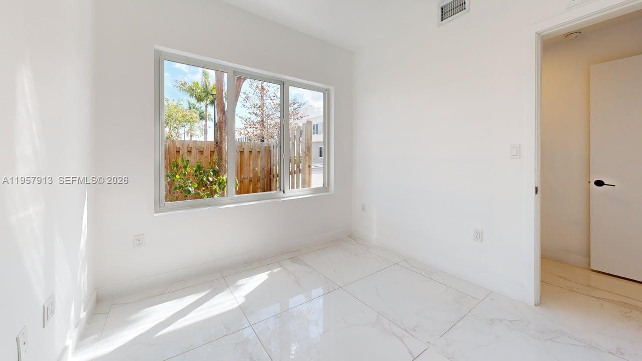 13830 SW 262nd Street — photo 8
