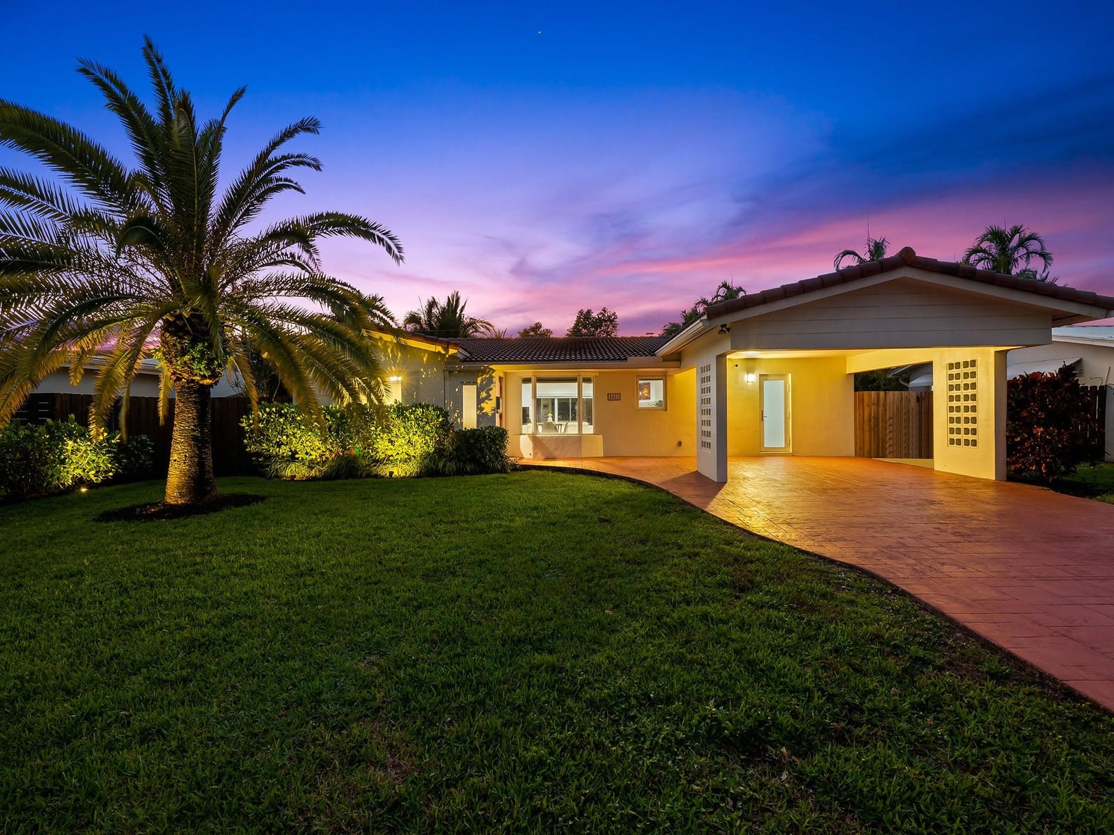 3431 NE 18th Avenue, Oakland Park, FL 33306