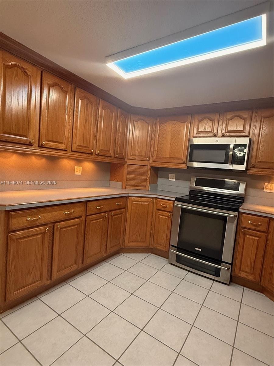 3709 Grand Concuorse — photo 12
