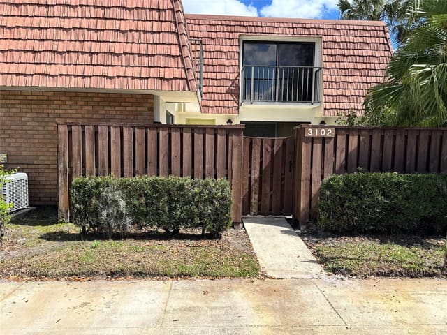 3102 SW Sunset Trace Circle 3102, sold in Sunset Trace, Palm City, FL
