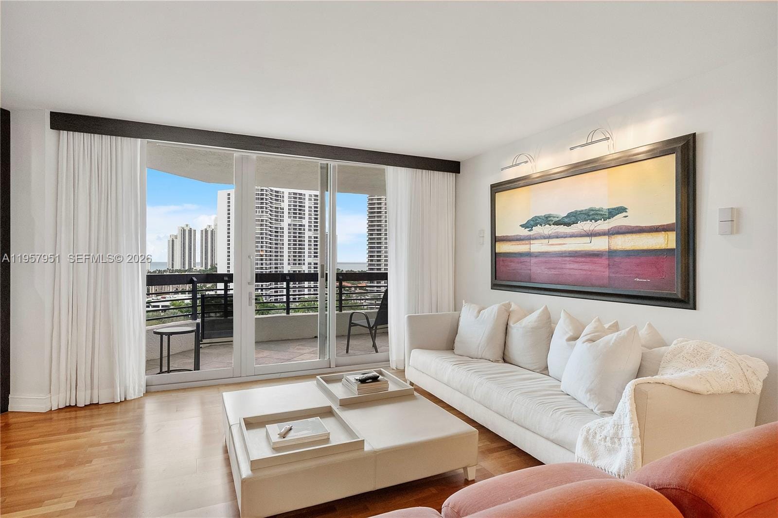 3500 Mystic Pointe Drive 1407 — photo 5