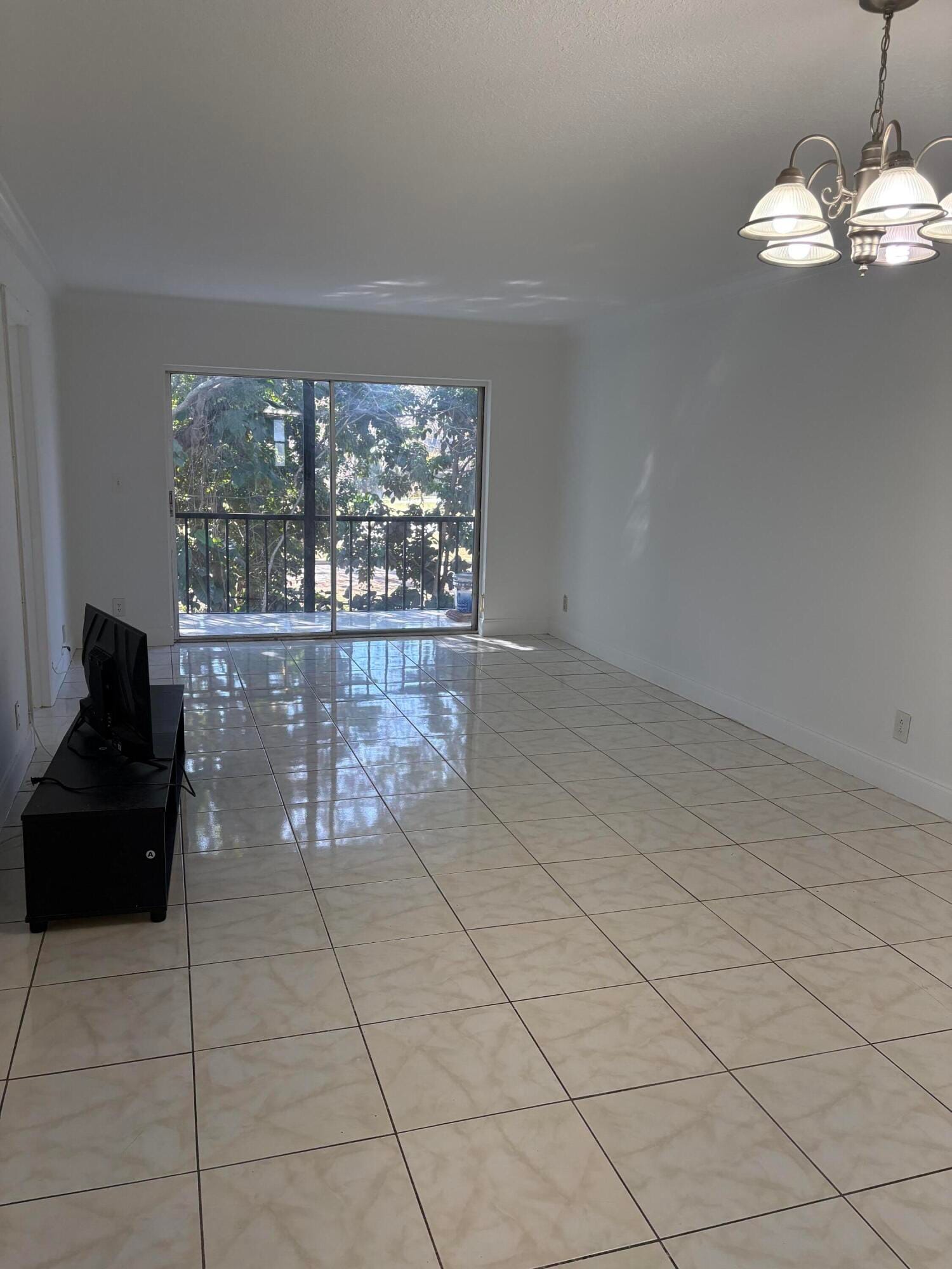 8000 Colony Circle 201 — photo 4