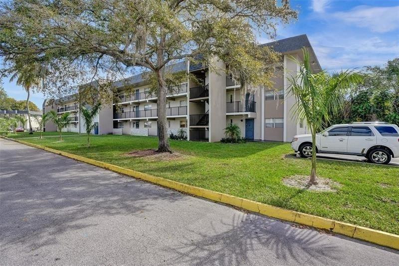 8000 Colony Circle 201, Tamarac, FL 33321, Tamarac