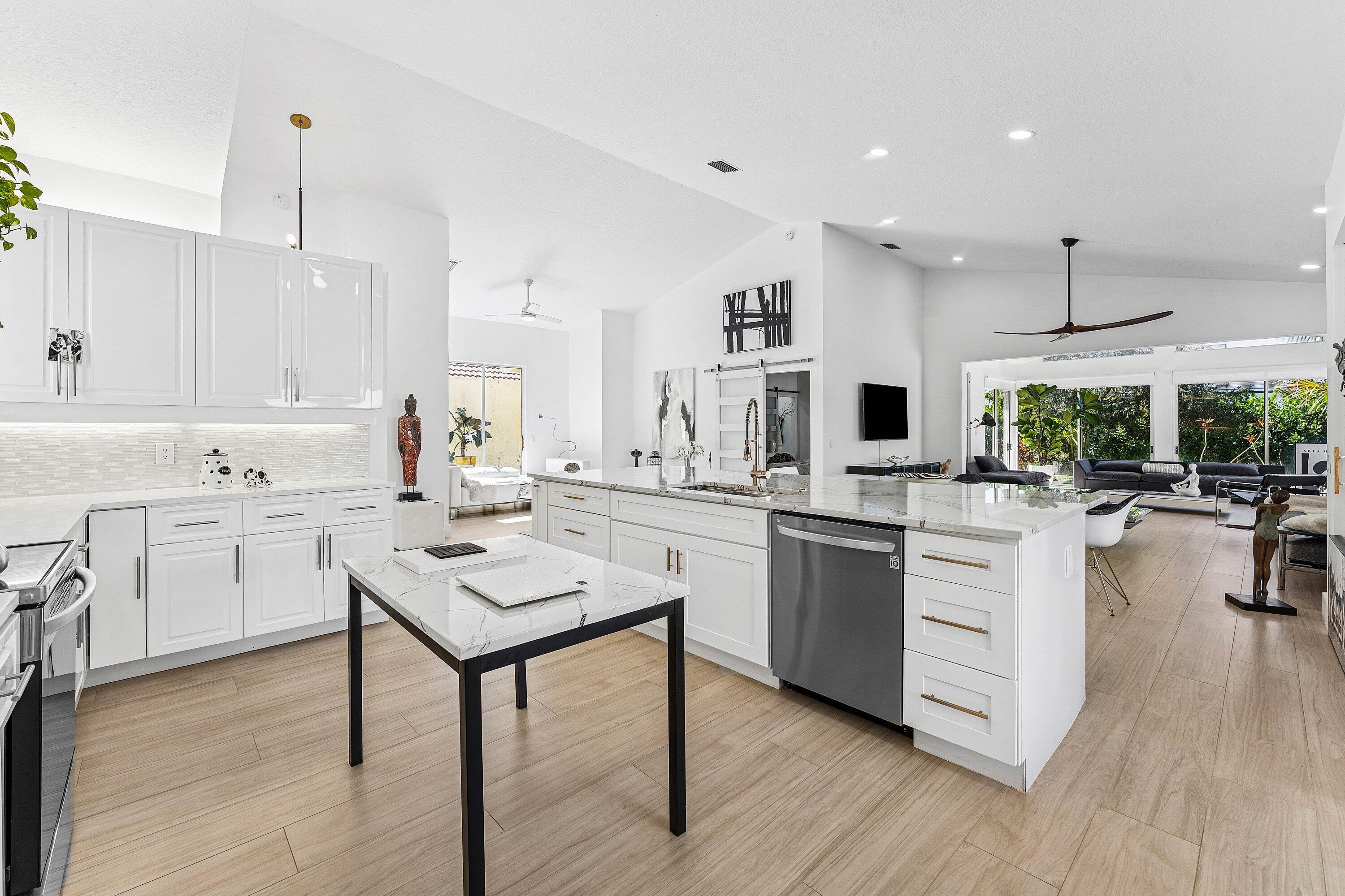 13853 Palm Grove Place, Palm Beach Gardens, FL 33418, Palm Beach Gardens