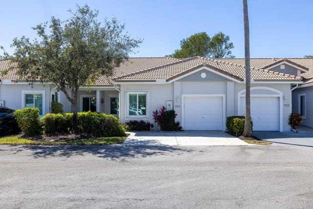 4212 SW 11th Street, sold in Waterways, Deerfield Beach, FL