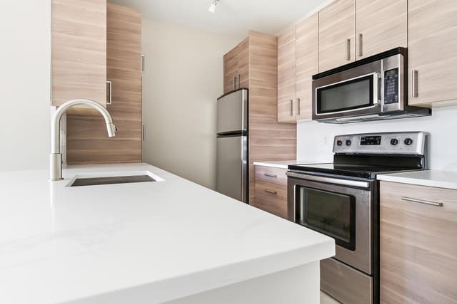 630 S Sapodilla Avenue 533, sold in Courtyards In Cityplace Condo, West Palm Beach, FL
