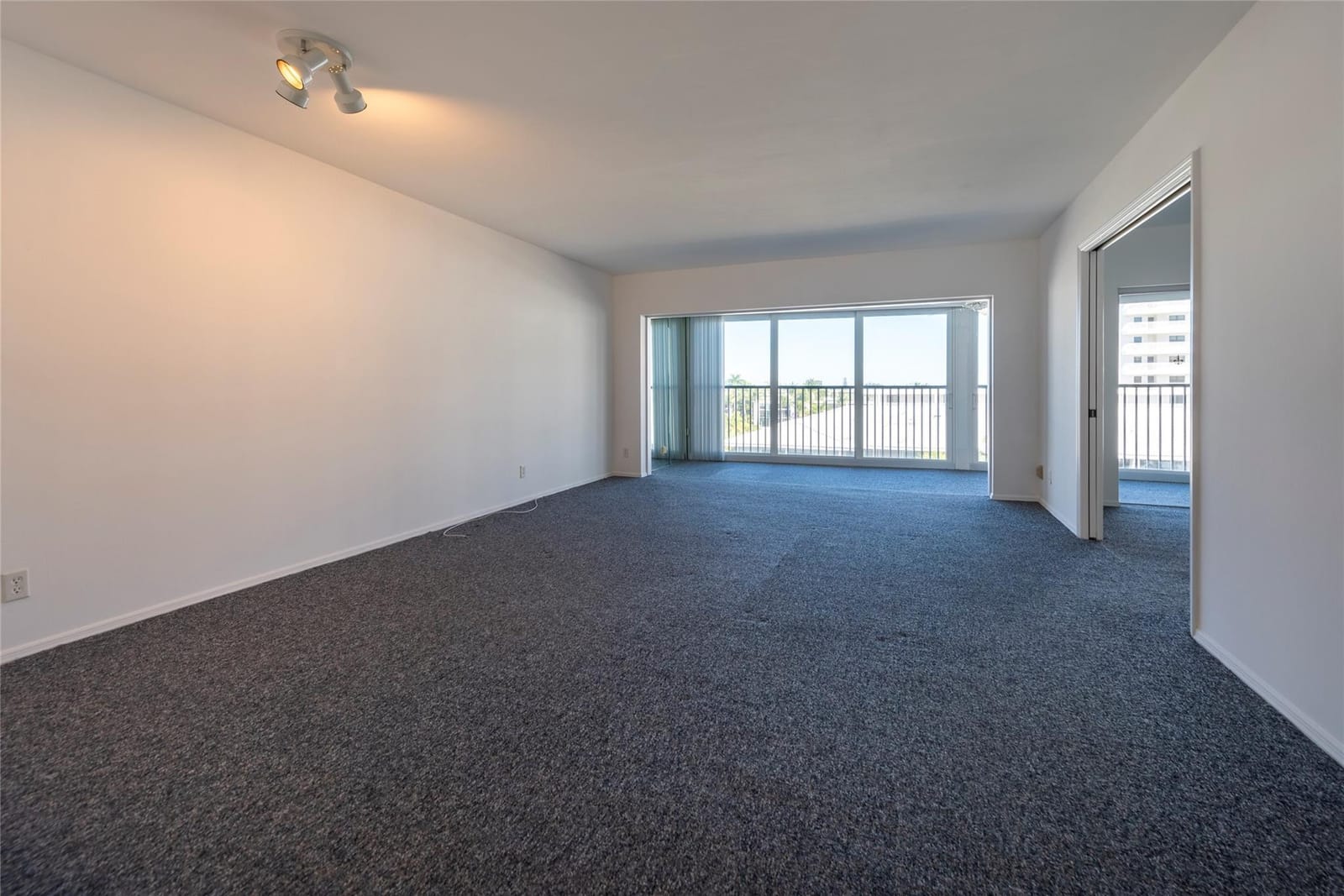 3101 NE 47th Court 504, Fort Lauderdale, FL 33308 photo 4