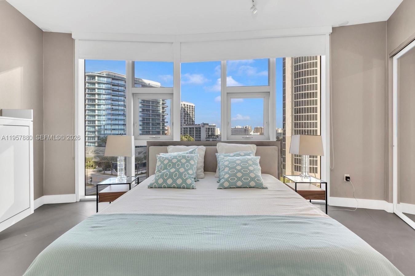 17475 Collins Avenue 304, Sunny Isles Beach, FL 33160 photo 23