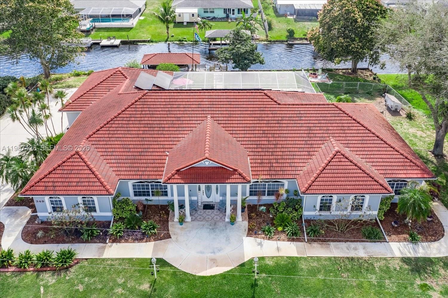 349 NE Anderson Street, Lake Placid, FL 33852 photo 2