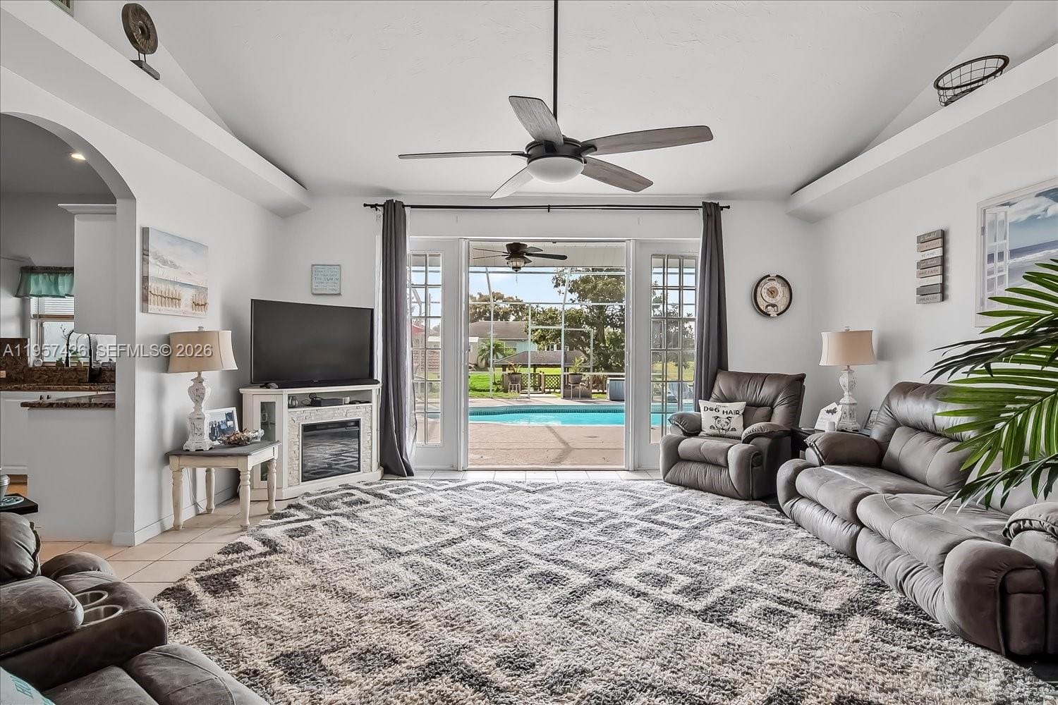 349 NE Anderson Street, Lake Placid, FL 33852 photo 4