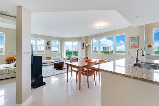 19900 E Country Club Drive 702, sold in Turnberry Village So Towe, Aventura, FL