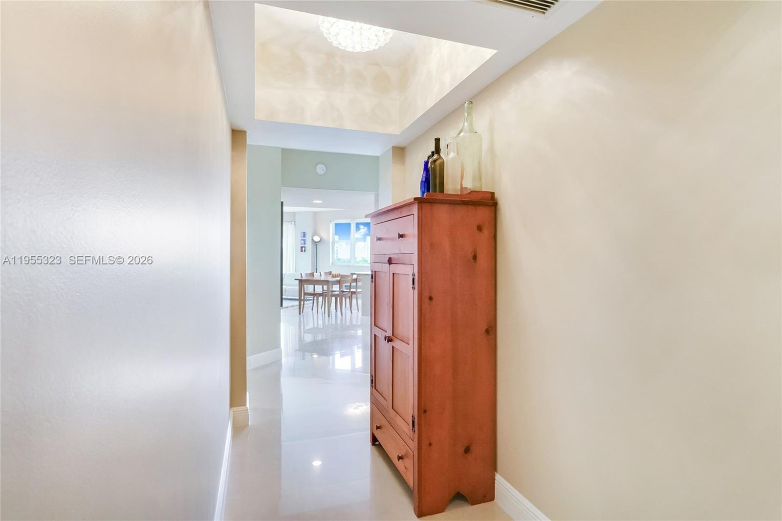 19900 E Country Club Drive 702, Aventura, FL 33180 photo 2