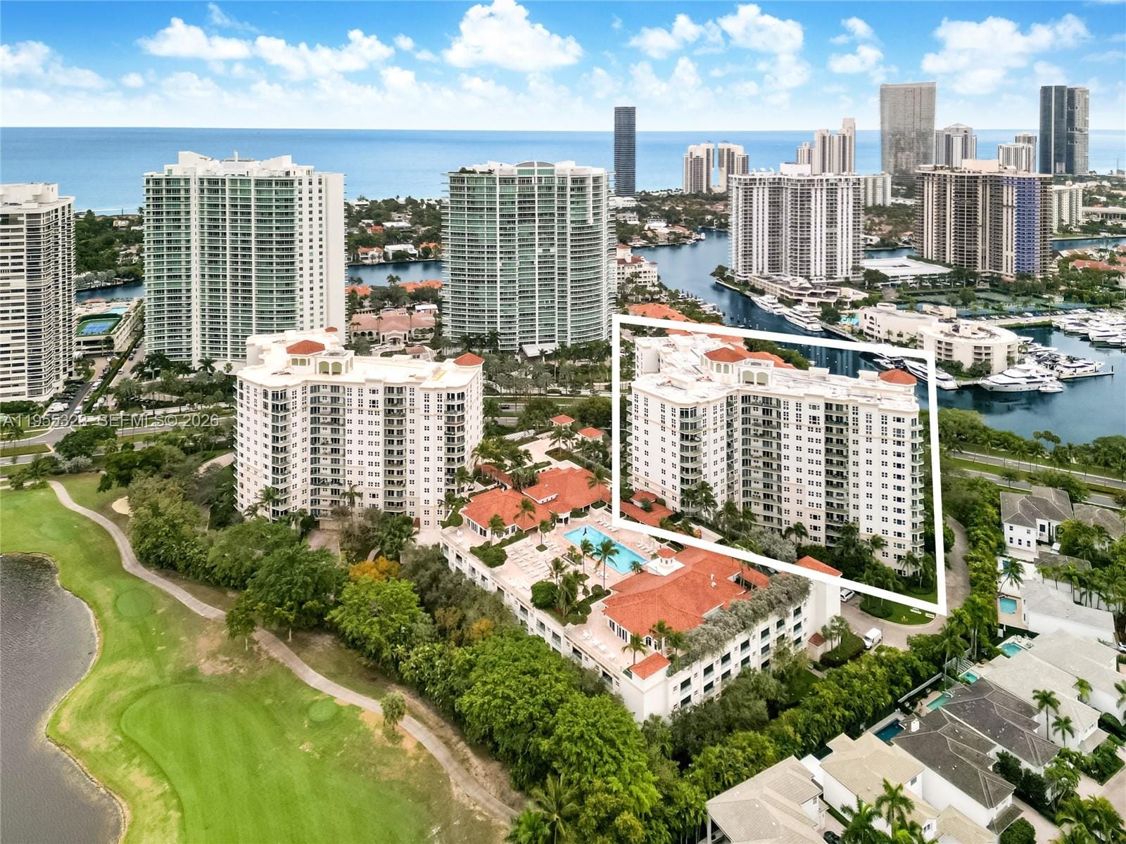 19900 E Country Club Drive 702, Aventura, FL 33180 photo 21