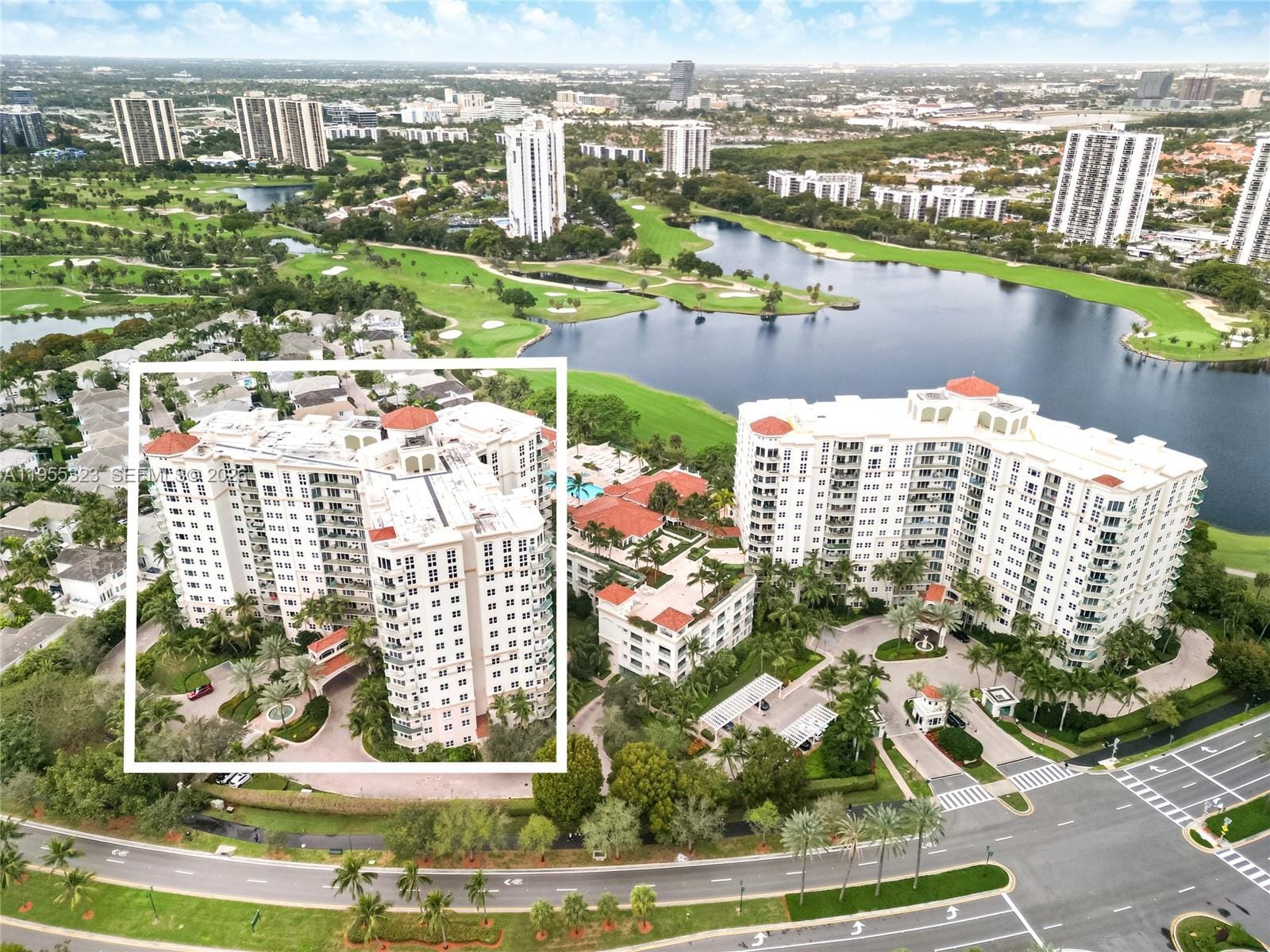 19900 E Country Club Drive 702, Aventura, FL 33180 photo 24