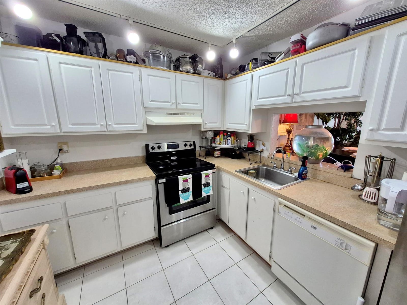 2840 Somerset Drive 208m — photo 3