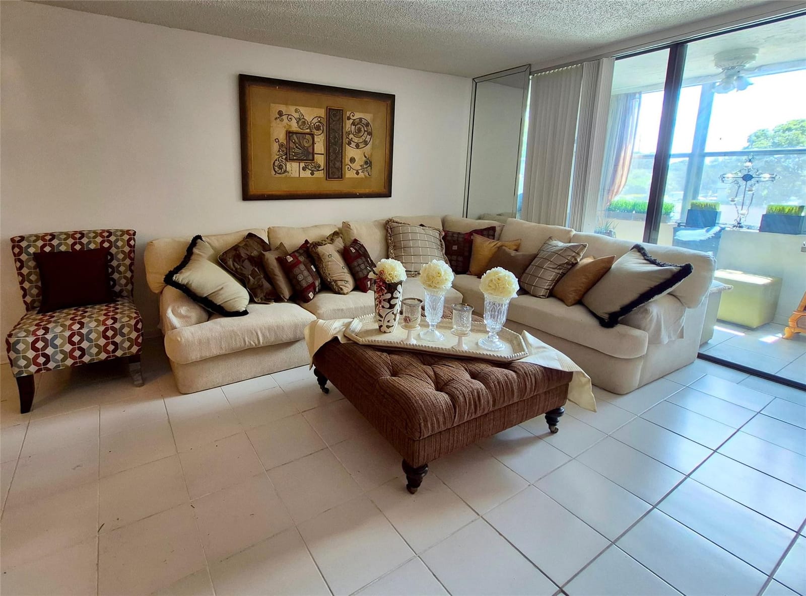 2840 Somerset Drive 208m — photo 5