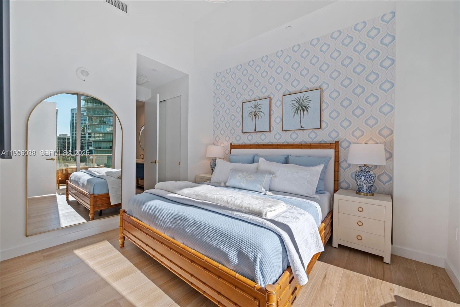 2655 S Bayshore Drive 805 — photo 11