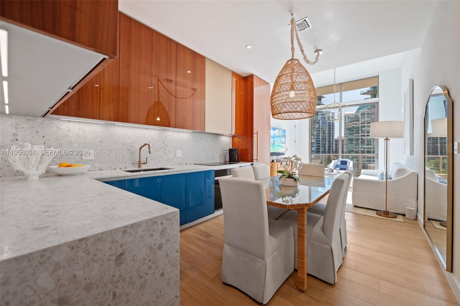 2655 S Bayshore Drive 805 — photo 3