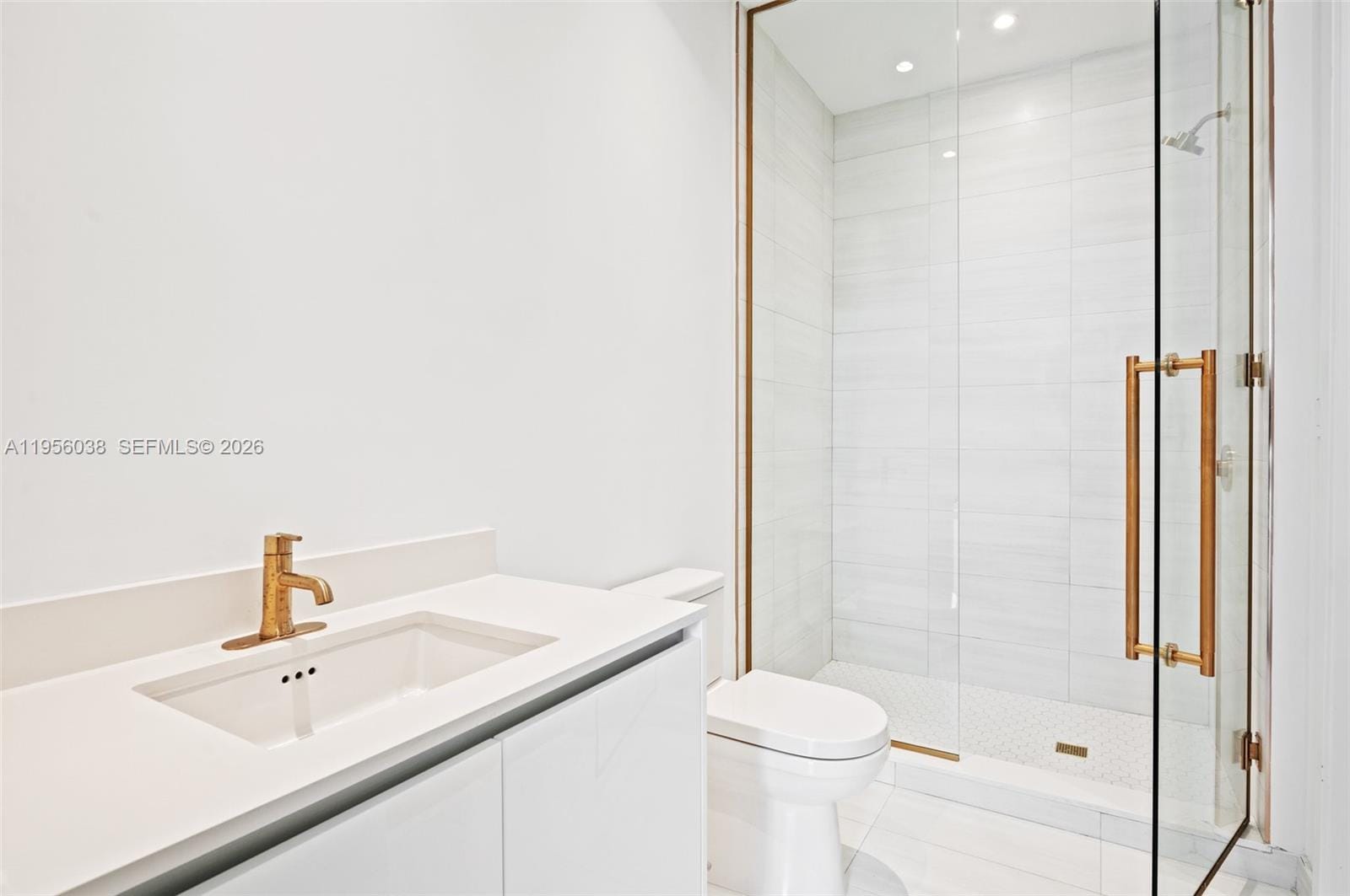 2655 S Bayshore Drive 805, Miami, FL 33133 photo 23