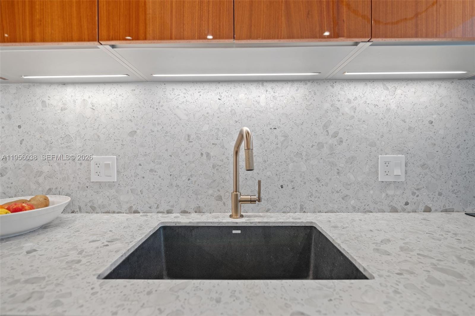 2655 S Bayshore Drive 805 — photo 10