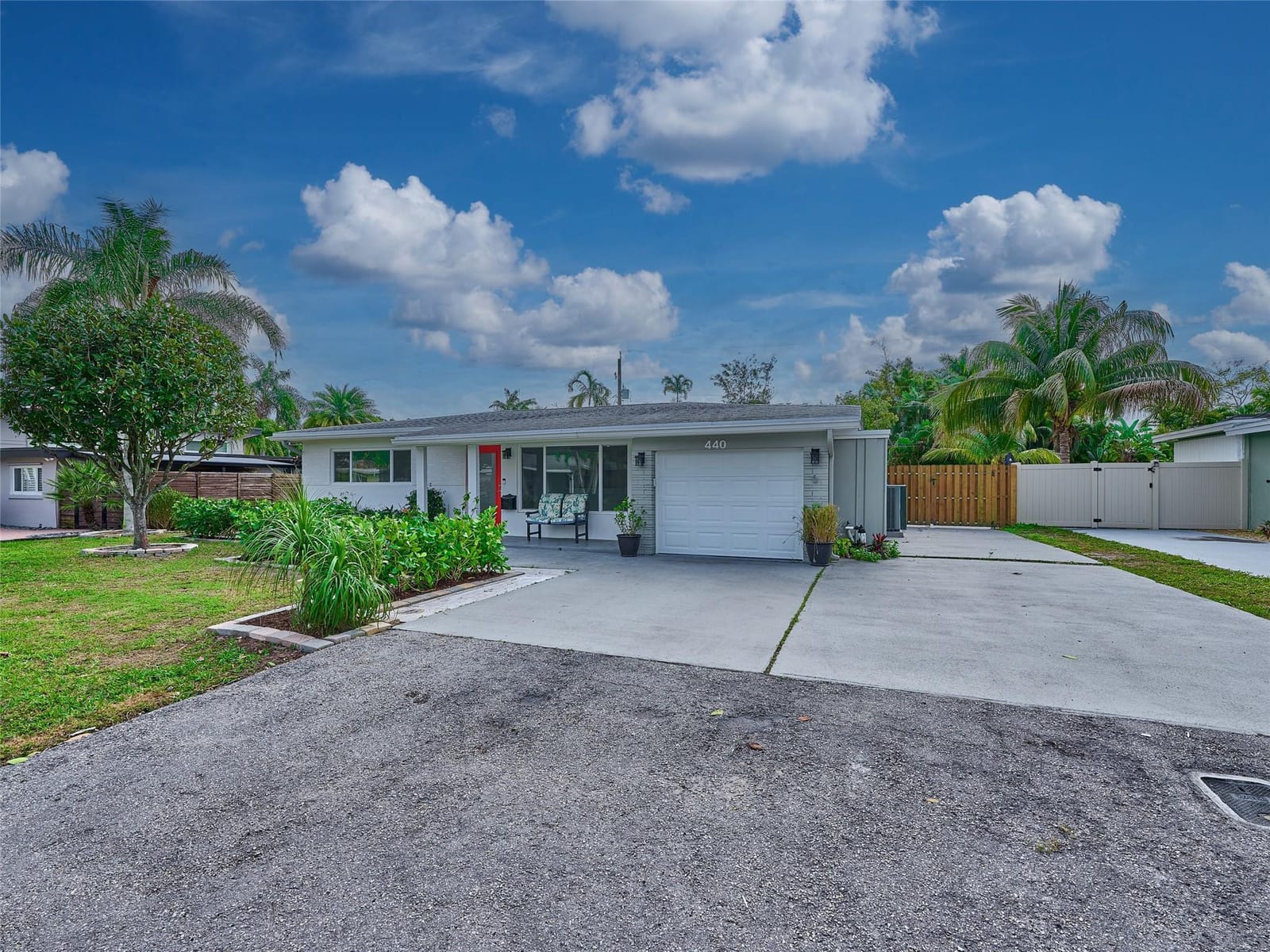 440 NW 37th Street, Oakland Park, FL 33309 photo 2