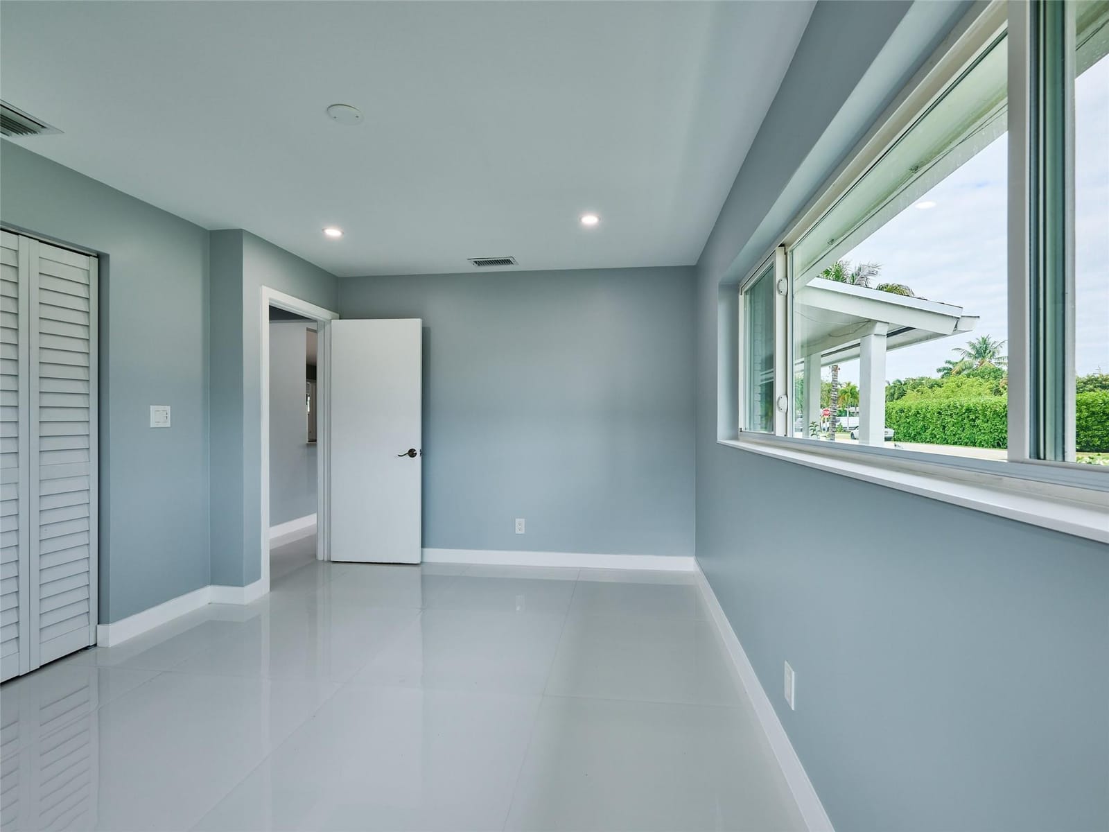 440 NW 37th Street, Oakland Park, FL 33309 photo 30