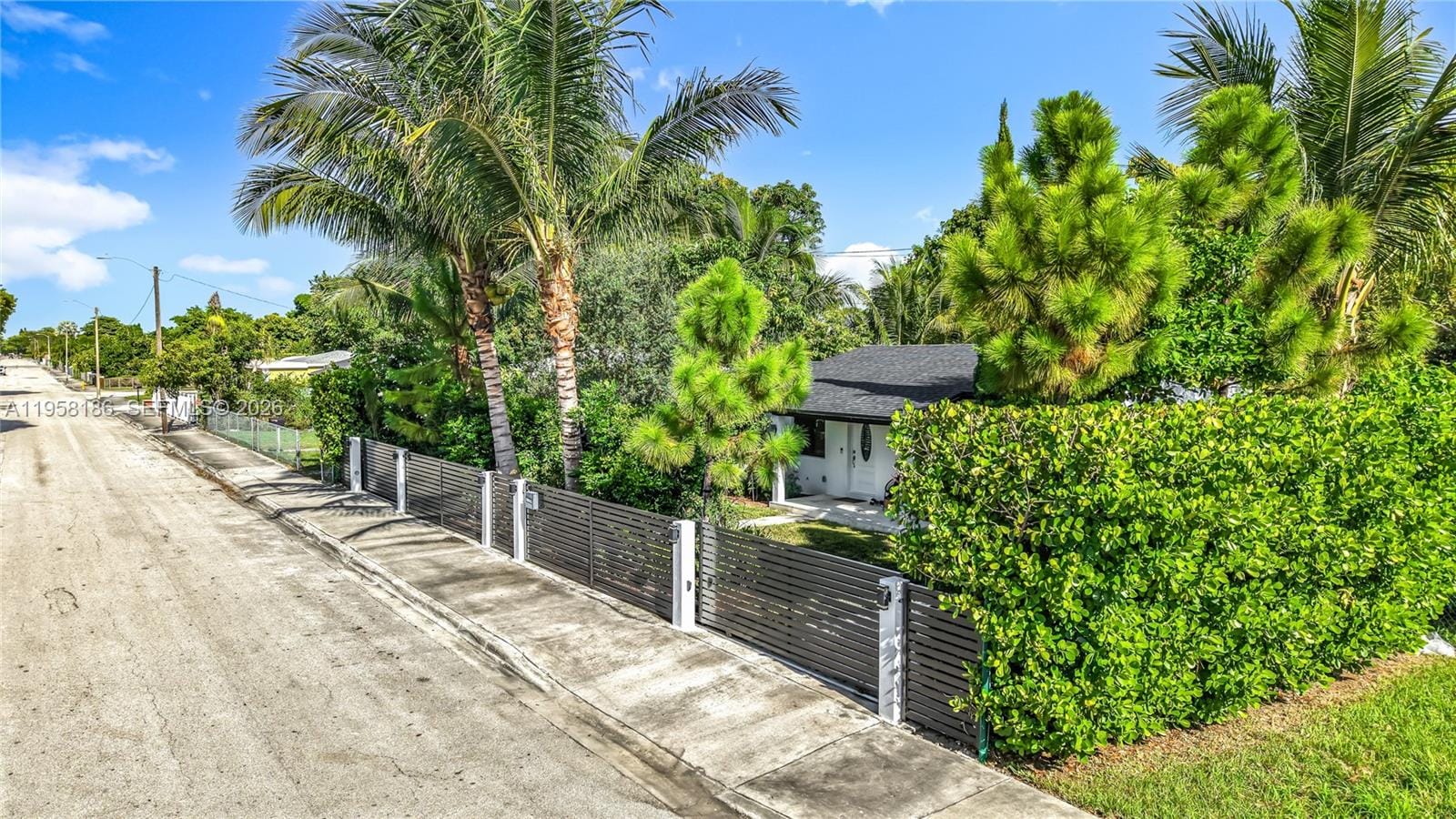 10045 SW 172nd Street, Miami, FL 33157 photo 4