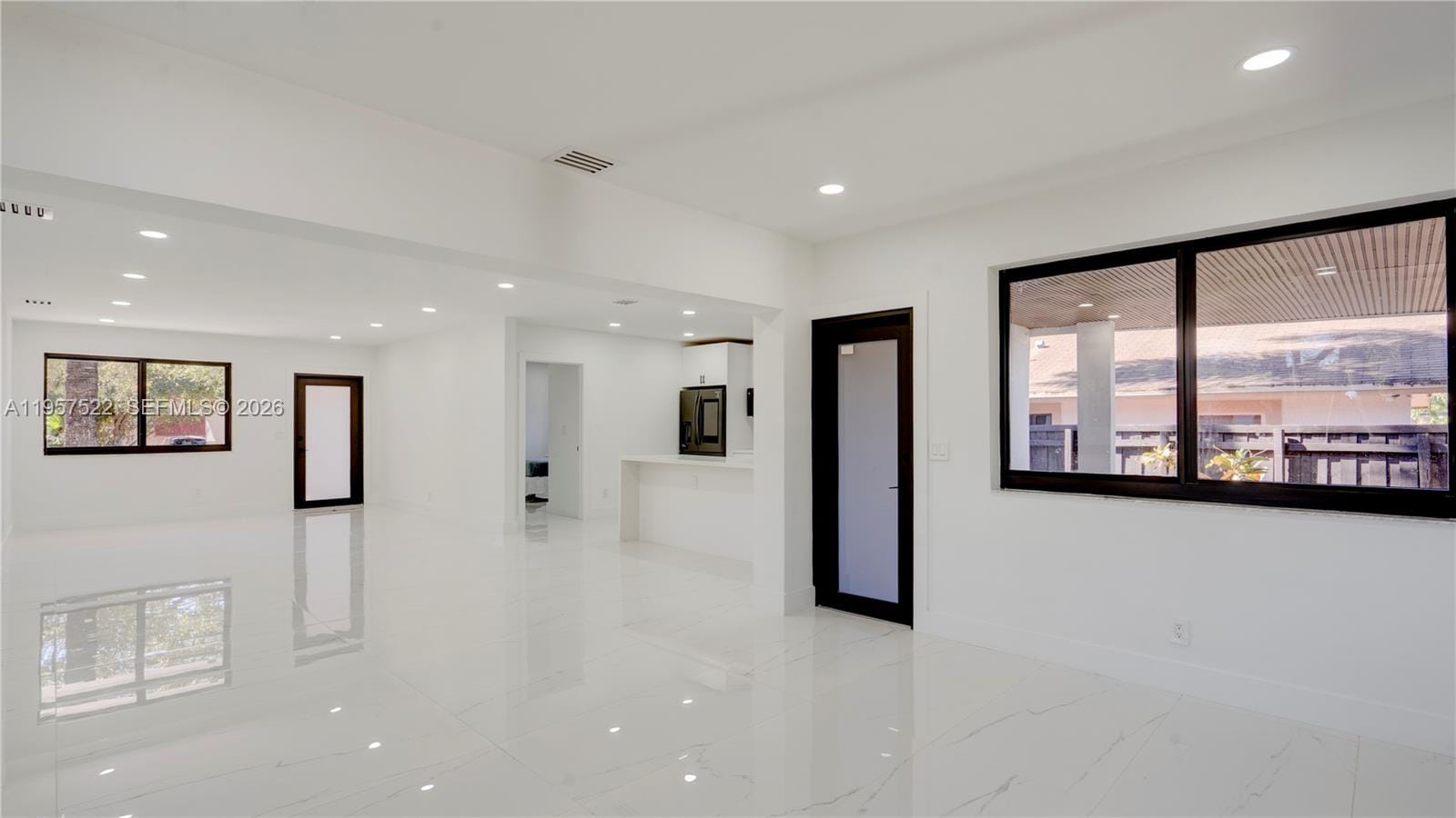315 NE 160th Terrace, Miami, FL 33162 photo 17