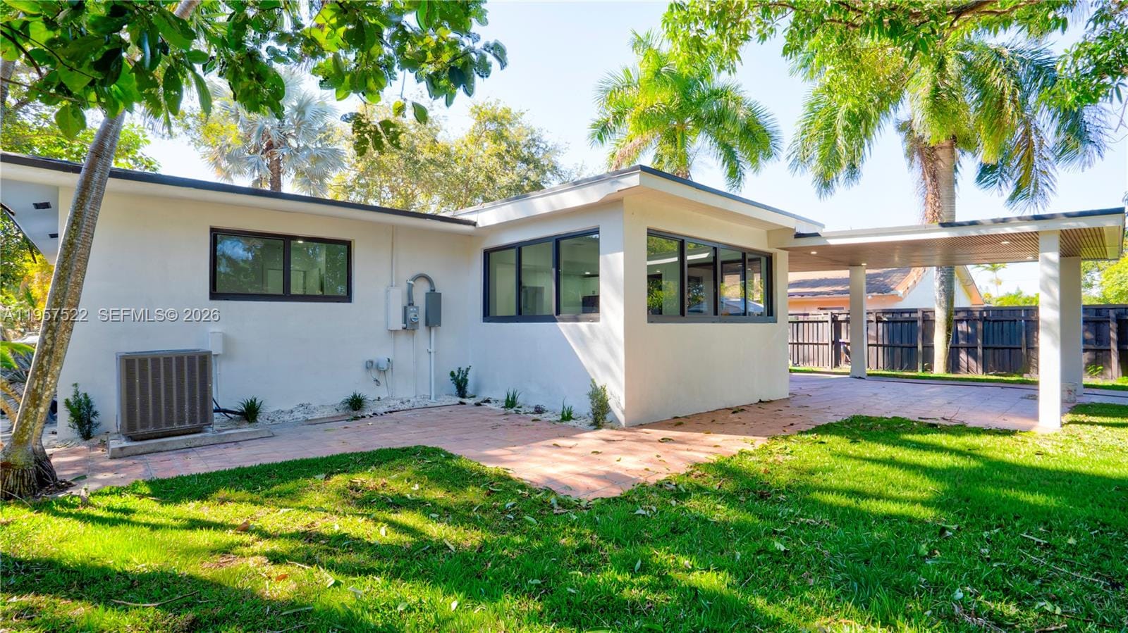 315 NE 160th Terrace, Miami, FL 33162 photo 30