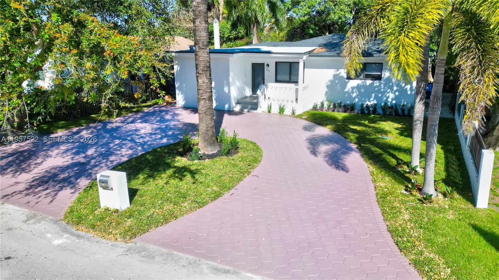 315 NE 160th Terrace, Miami, FL 33162 photo 4