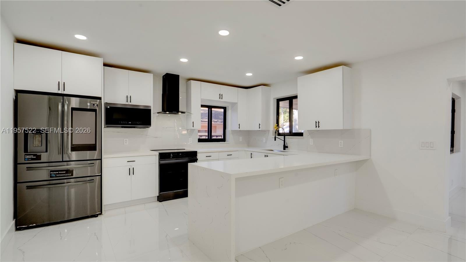 315 NE 160th Terrace, Miami, FL 33162 photo 9
