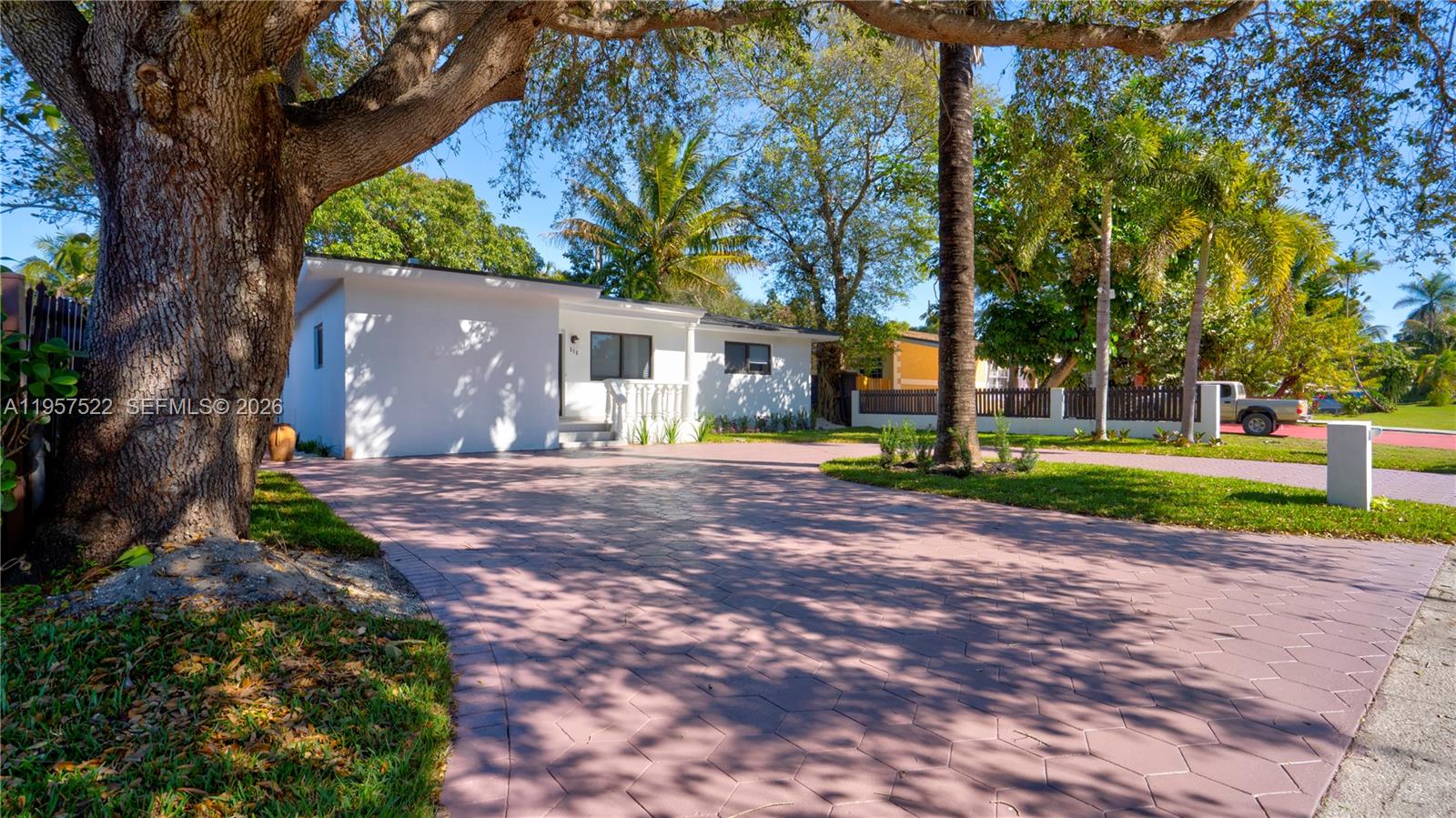 315 NE 160th Terrace, Miami, FL 33162, Miami