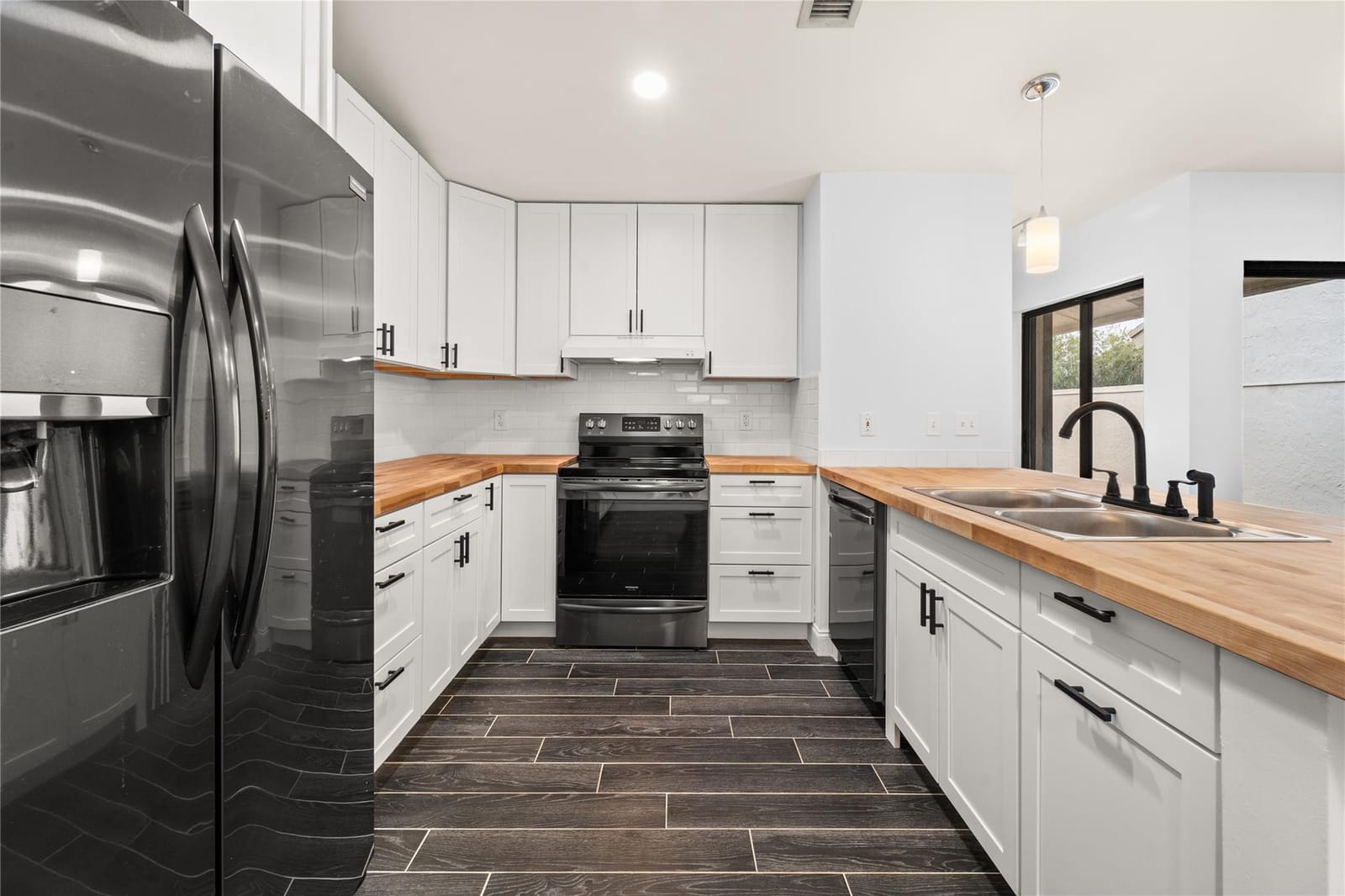 3094 S Oakland Forest Drive 1702, Oakland Park, FL 33309 photo 6