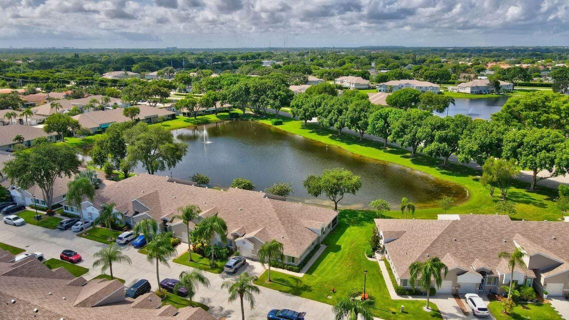 9202 Vineland Court F, Boca Raton, FL 33496