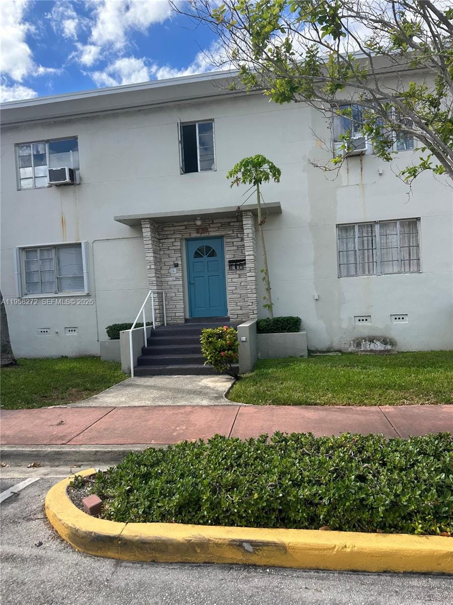 8340 Crespi Boulevard 19 — photo 4