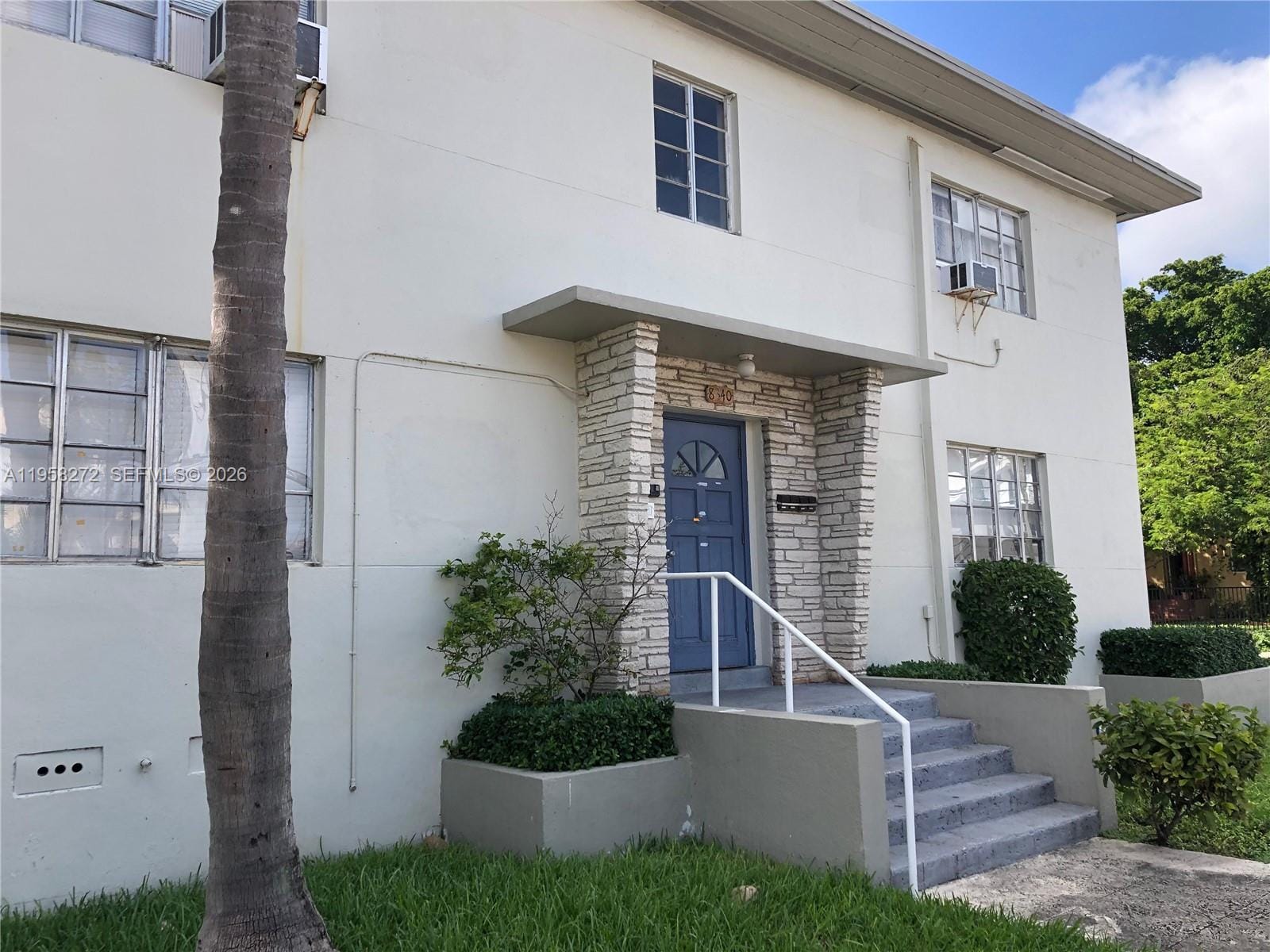 8340 Crespi Boulevard 19 — photo 5