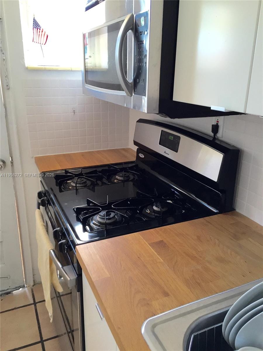 8340 Crespi Boulevard 19 — photo 7