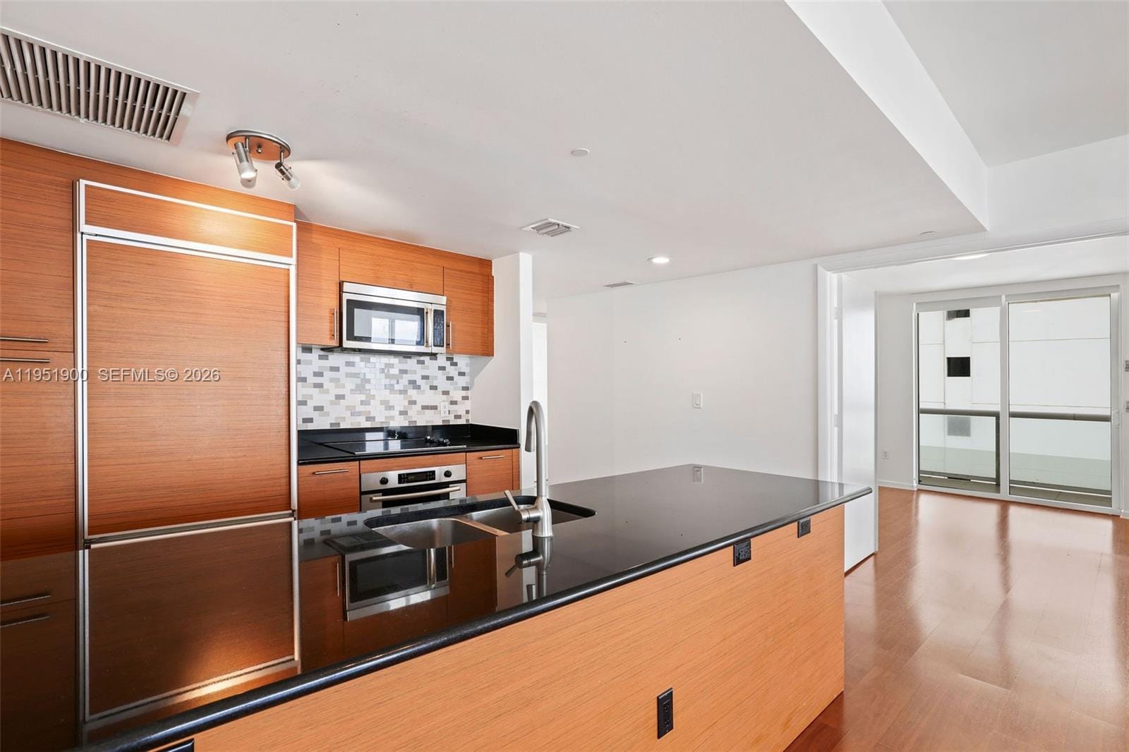50 Biscayne Boulevard 3102, Miami, FL 33132 photo 16