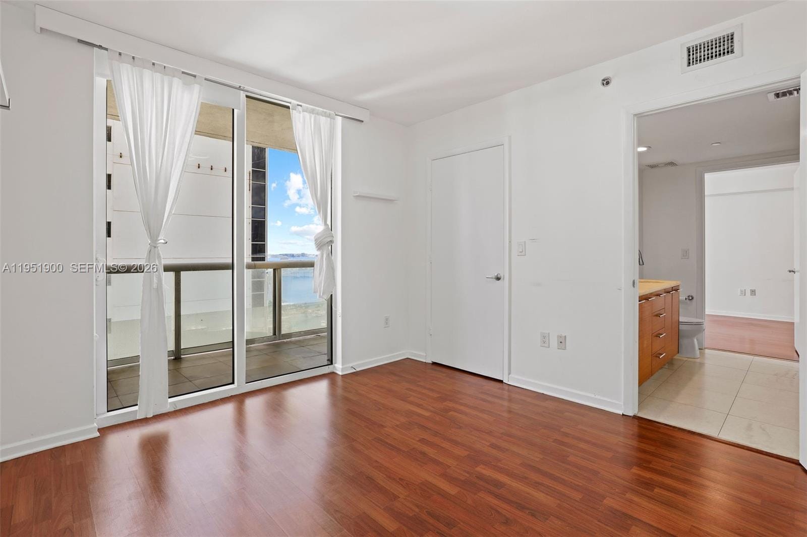 50 Biscayne Boulevard 3102, Miami, FL 33132 photo 24