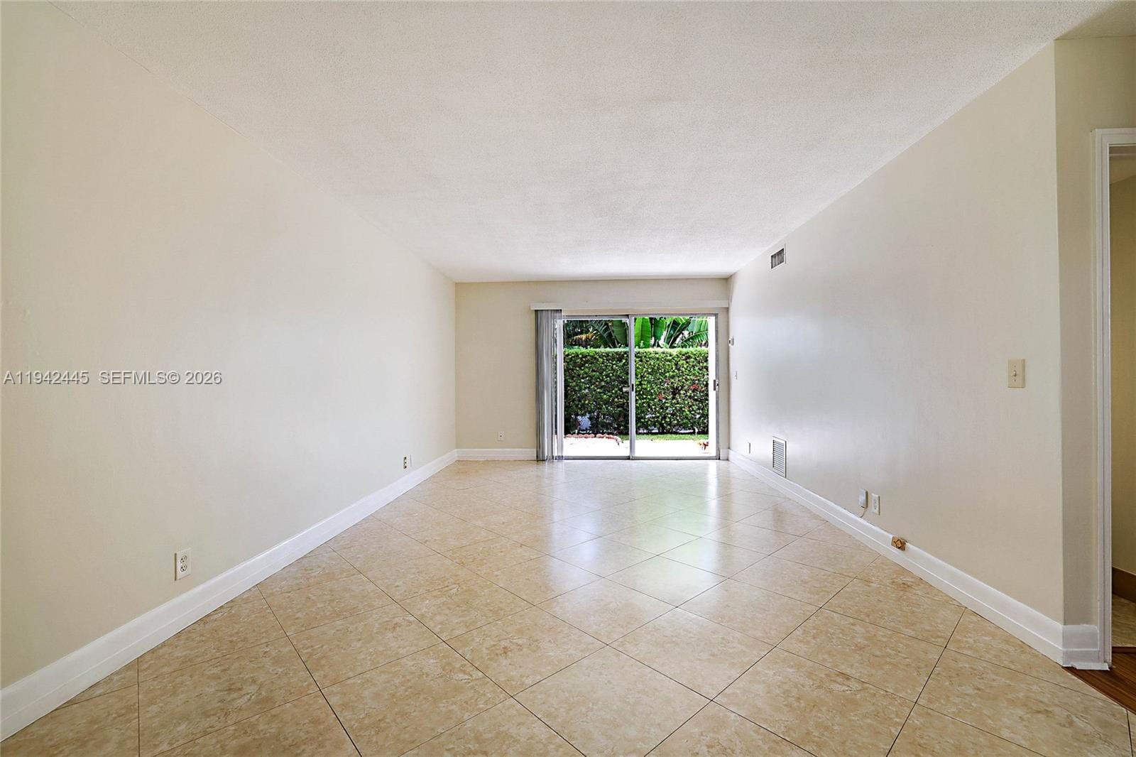 148 Yacht Club Drive 10 — photo 4