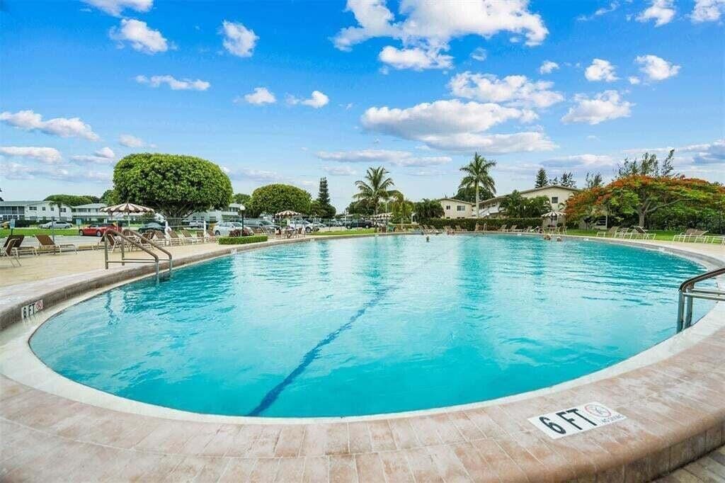 131 Easthampton F, West Palm Beach, FL 33417 photo 27