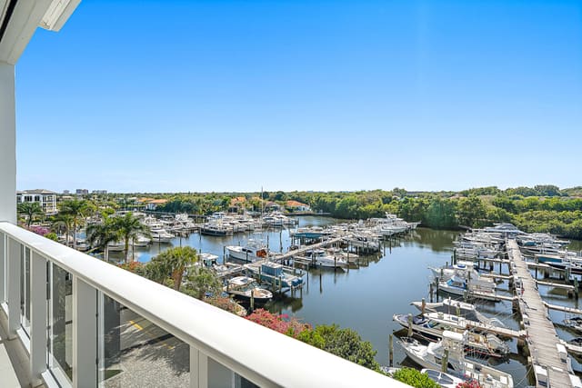2720 Donald Ross Road 505, sold in Azure, Palm Beach Gardens, FL