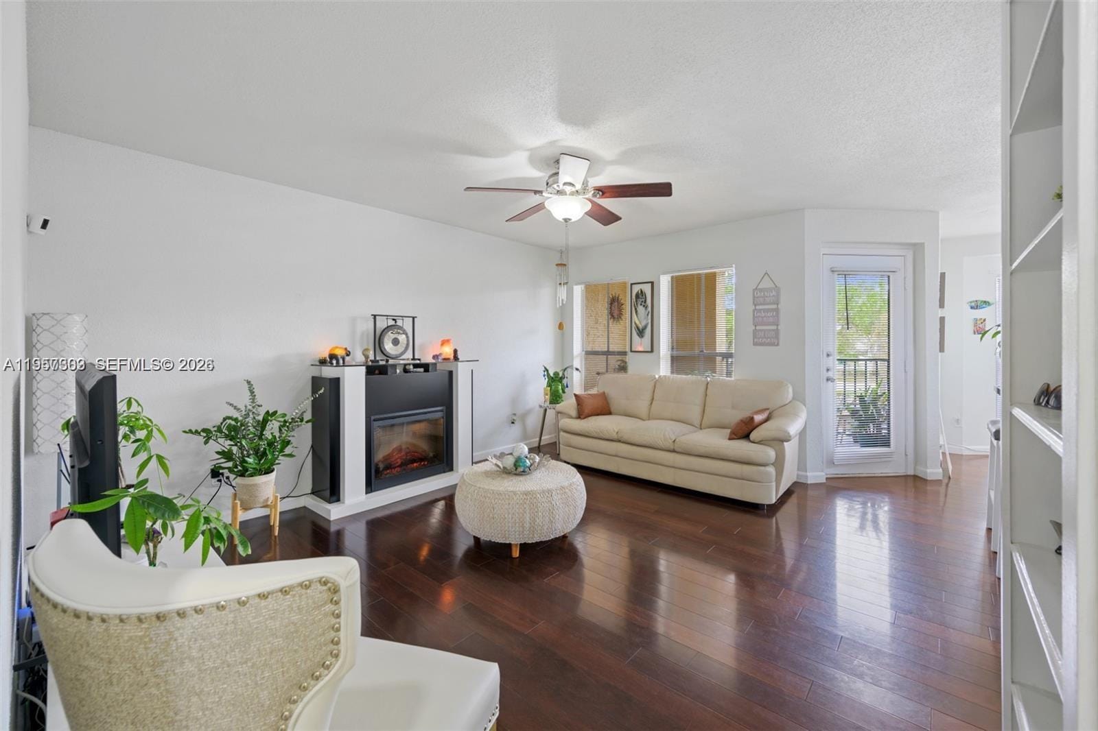 777 Riverside Drive 1521 — photo 2