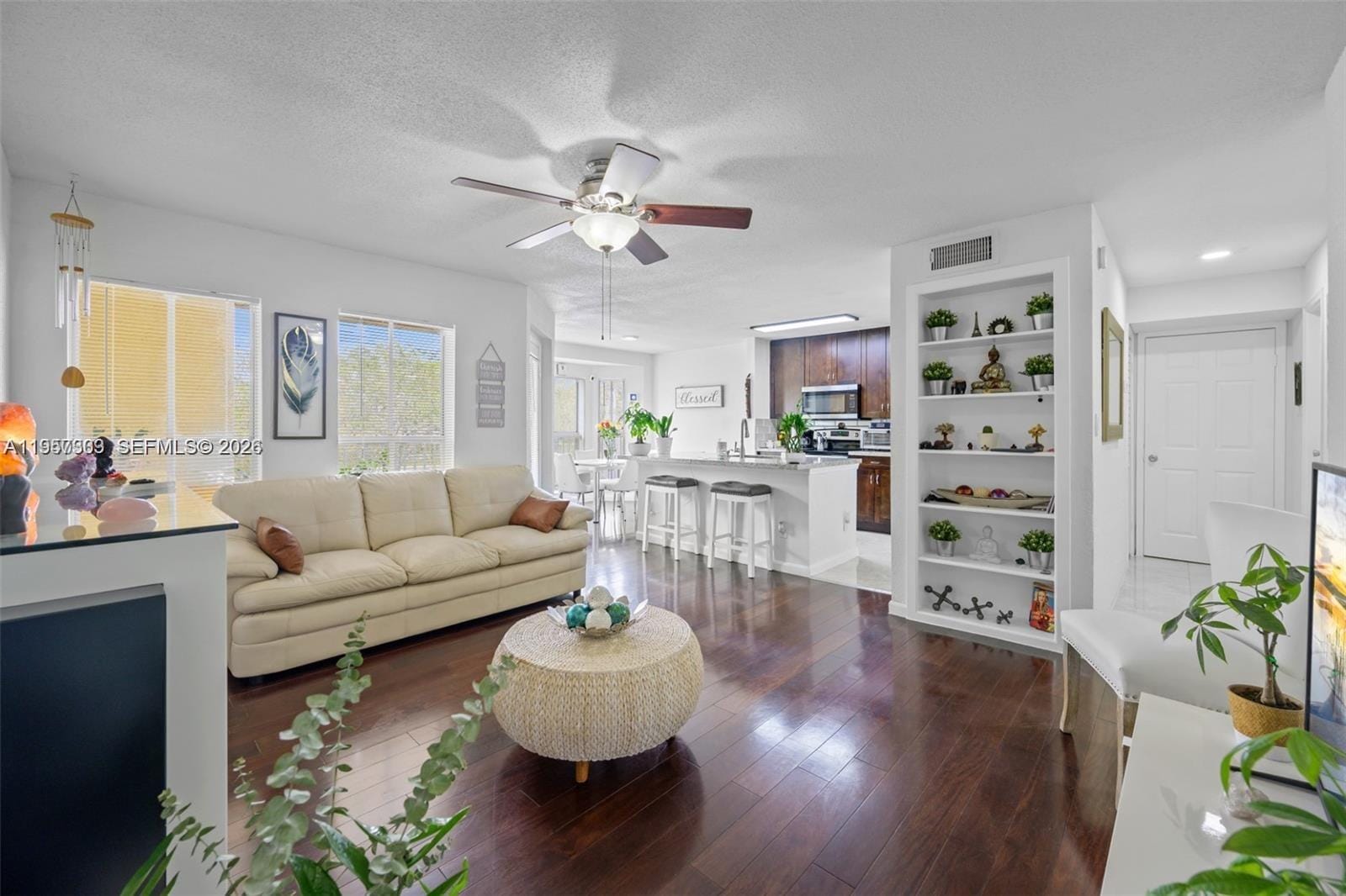 777 Riverside Drive 1521 — photo 4
